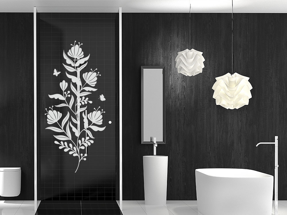 Glockenblumen auf Duschkabine im Badezimmer als Dekorfolie